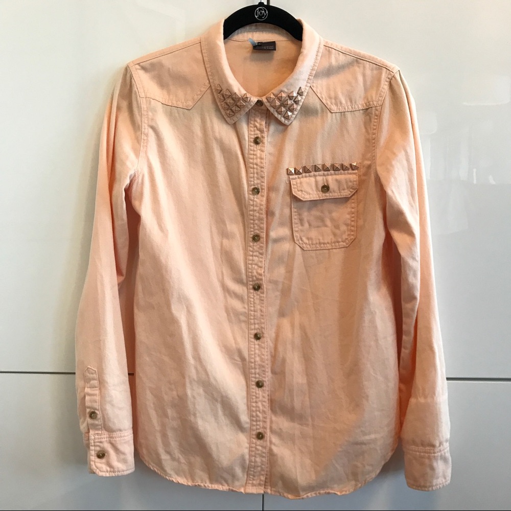 🆕 NWOT Sparkle & Fade Top from Urban Outfitters