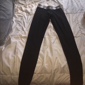Victoria's Secret Yoga Pants (Leggings)
