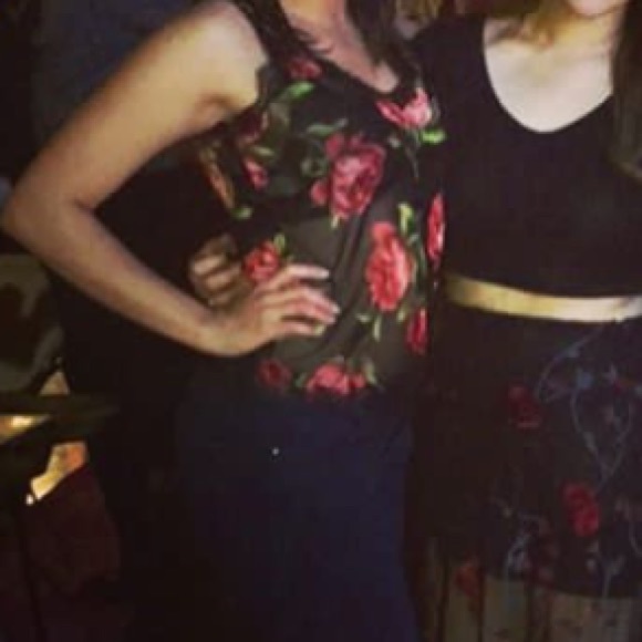 Floral Top - Picture 3 of 4