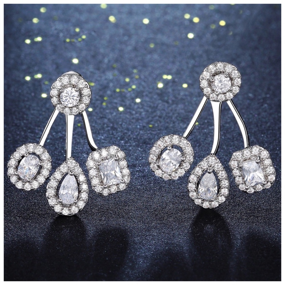 Swarovski Crystals The Barbada Earring - Picture 6 of 6