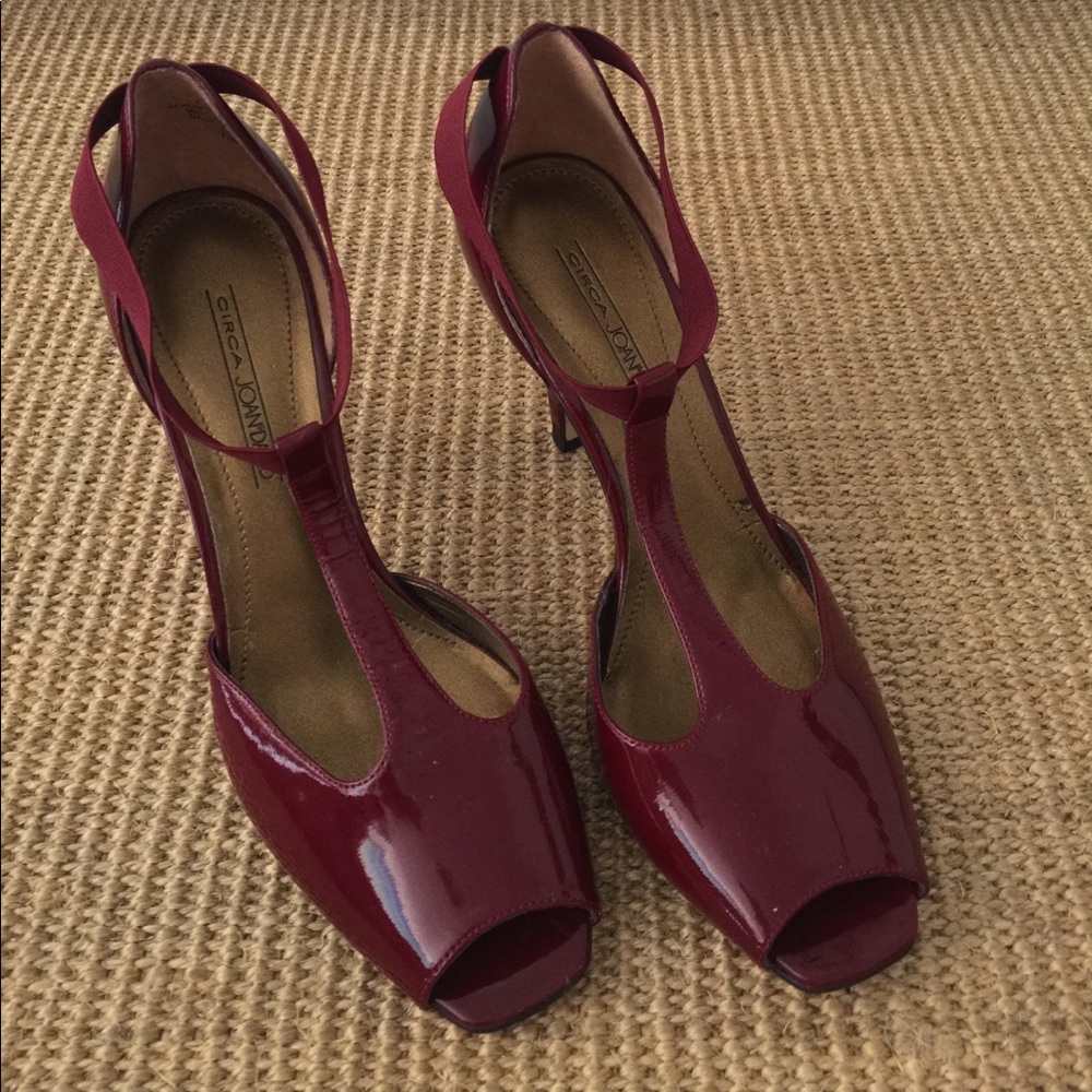 Joan&David Burgundy Patent Leather Heels-Sz 7 1/2