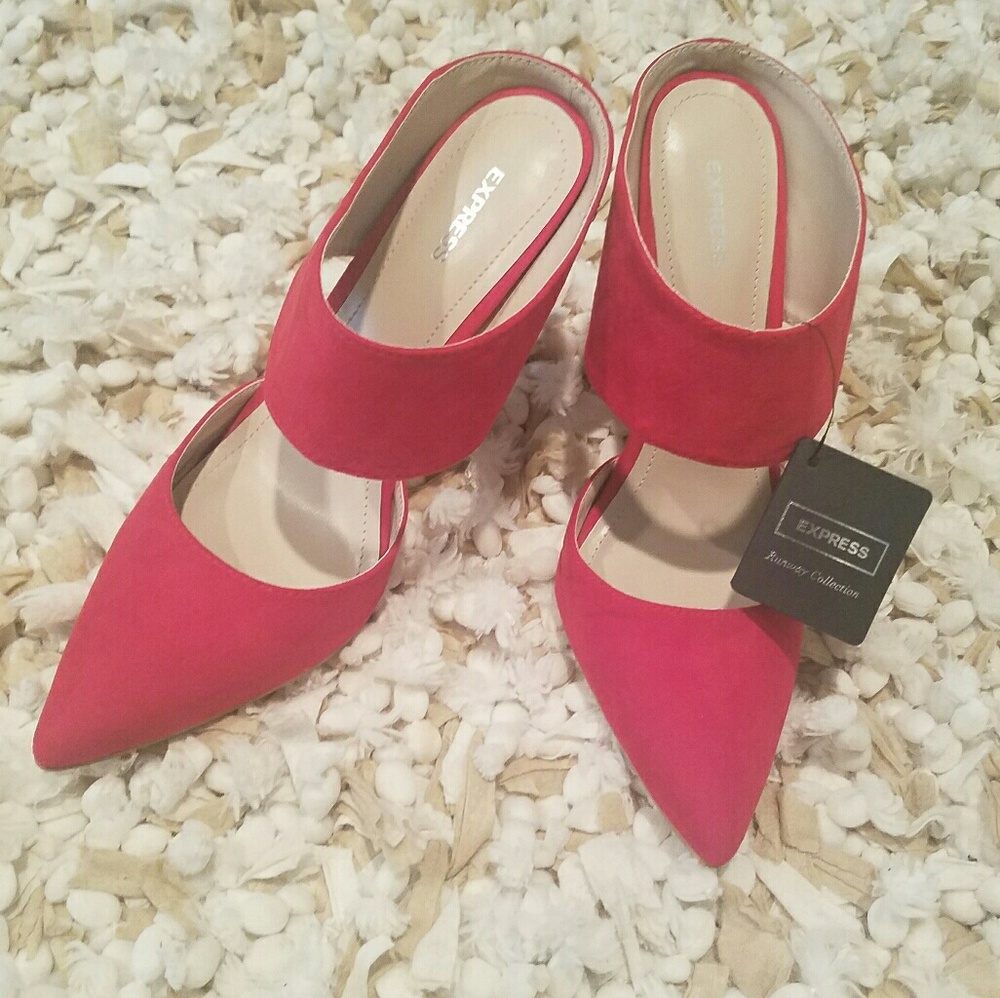 Red pointed heels