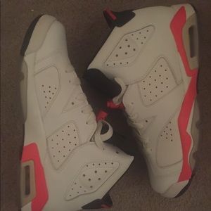 Jordan 6's