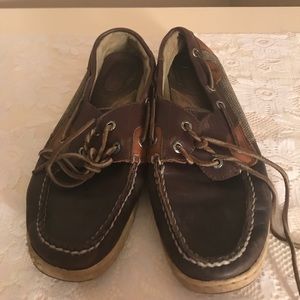 Brown sperries