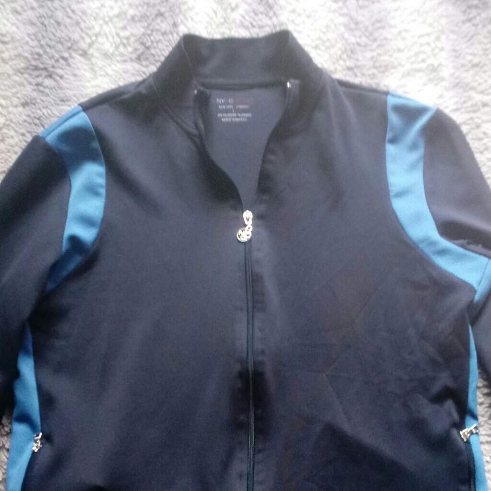 NY&C Sport sweater size L