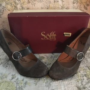 SOFFT dark grey suede heels
