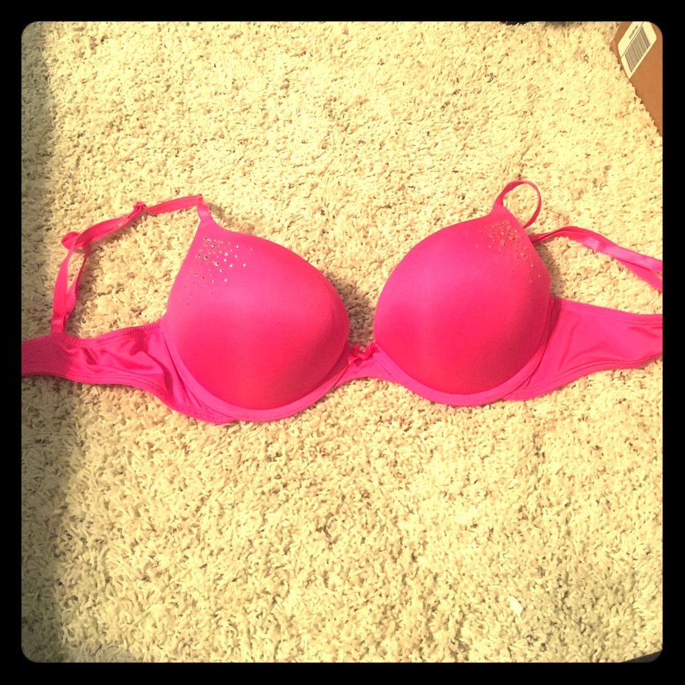 Hot pink push up bra. Size 36B.