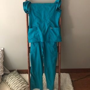 Medium Grey's Anatomy scrub set