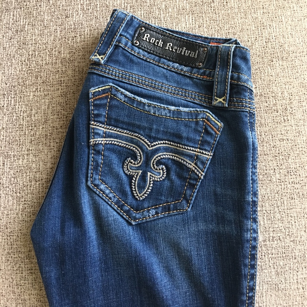 ROCK REVIVAL Jeans! SIZE 29! Like New!