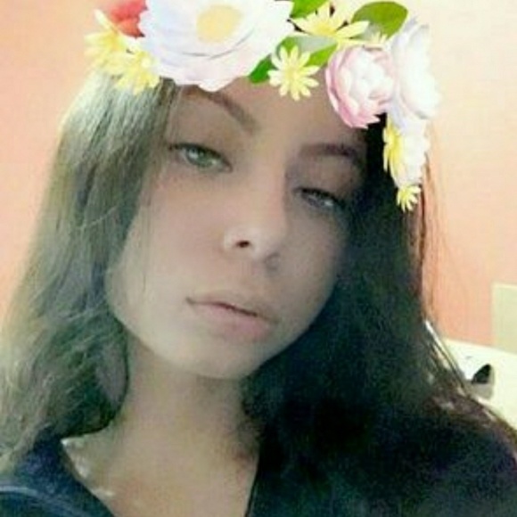 "CRYBABYMENDES" SCAMMER INFO👆 @KAYMACKENZIE - Picture 3 of 6