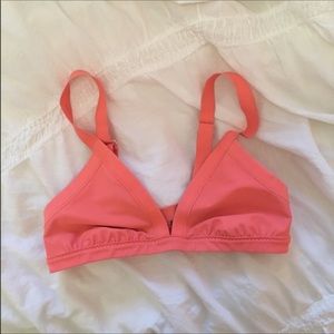 LULULEMON SURF TO SAND SWIM BRA