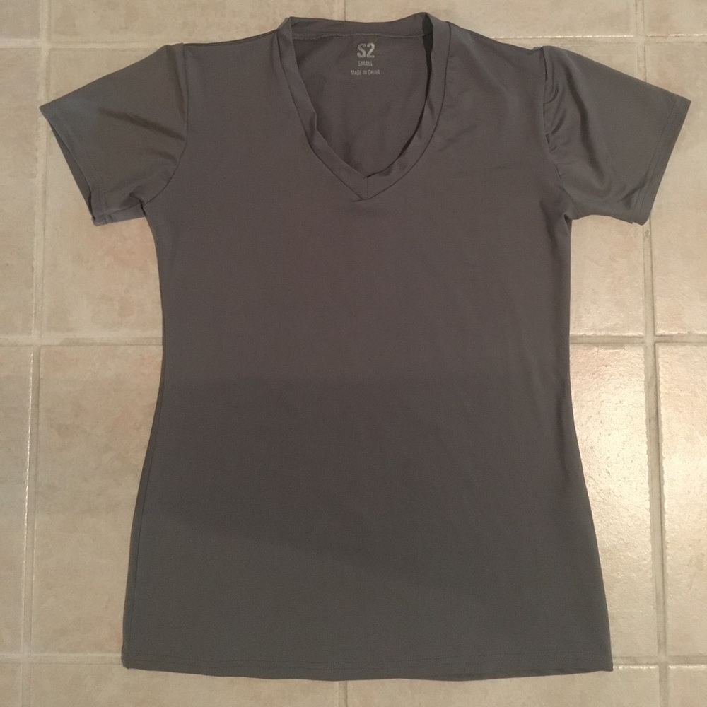LIGHTWEIGHT grey workout v-neck