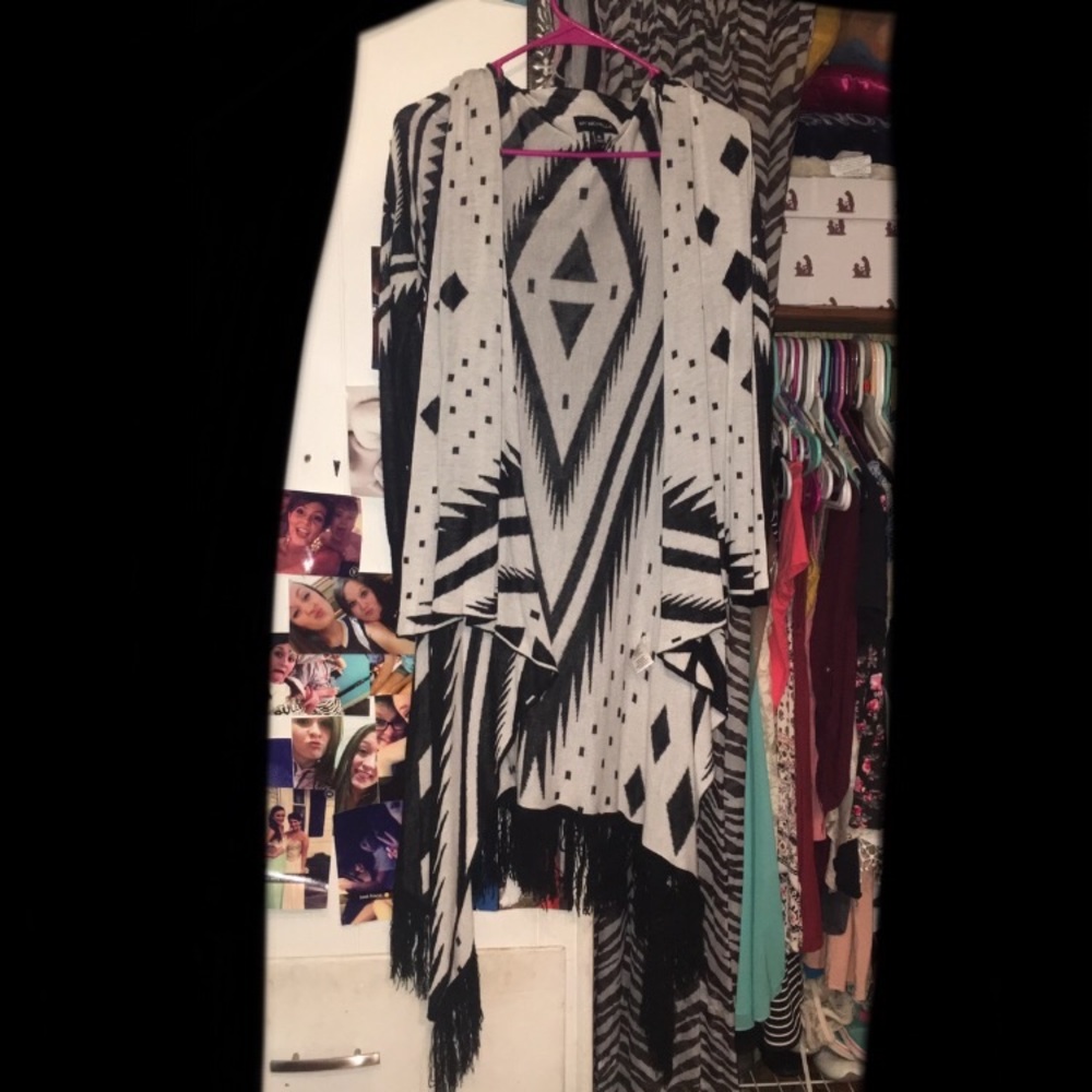 Long sleeved cardigan