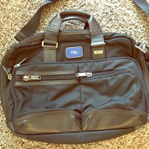 Tumi men's satchel great condition **