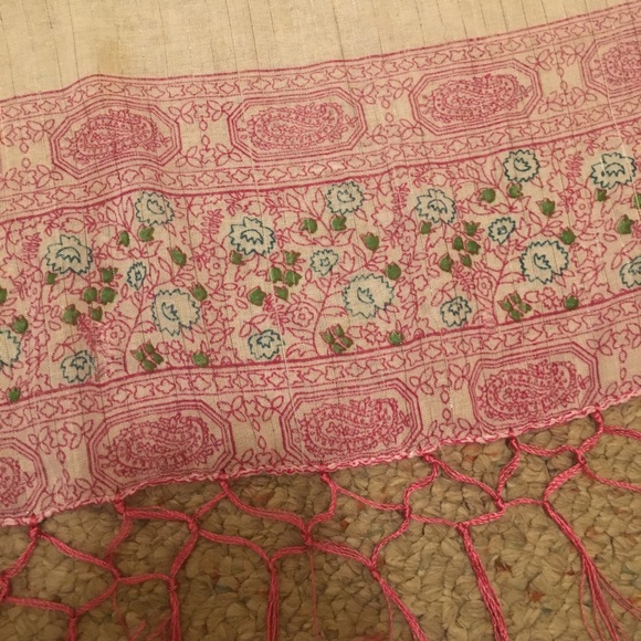 Scarf - Picture 2 of 2