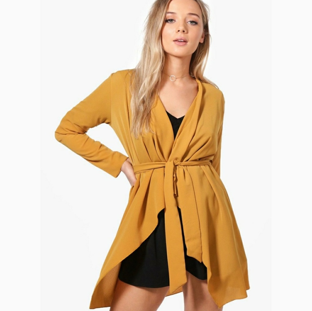 HUGE PRICE DROP-Mustard waterfall duster