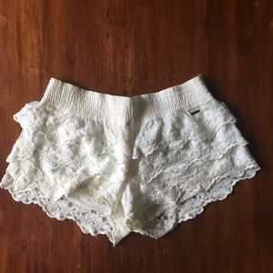 White lace Hollister shorts
