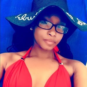 Meet your Posher, Brianna