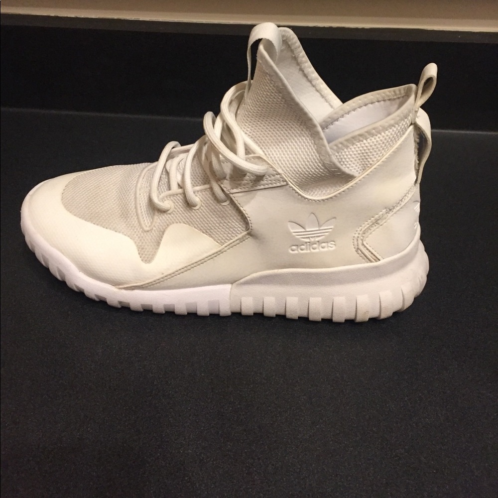 Adidas Tubular- White
