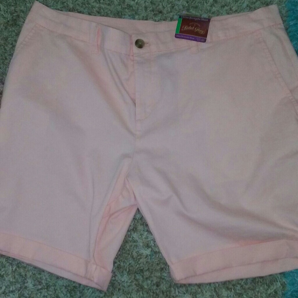 Light pink walking shorts