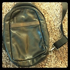 Tumi small men's bag great condition ***
