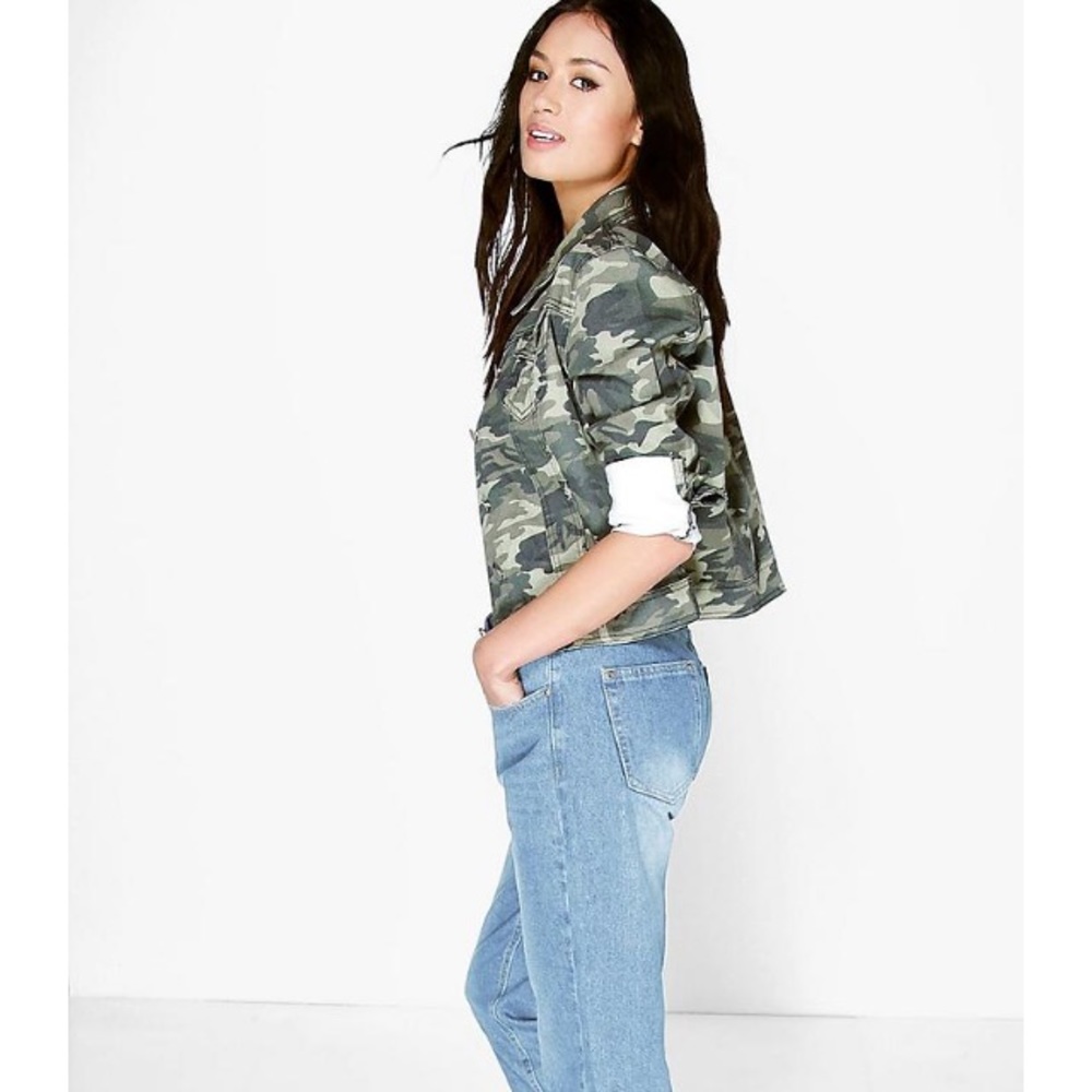US size 10 Light Wash Mom Jeans - Picture 2 of 3