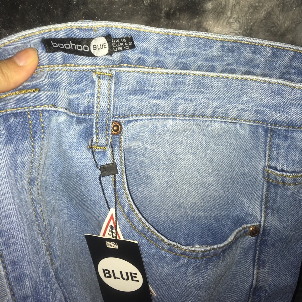 US size 10 Light Wash Mom Jeans - Picture 3 of 3