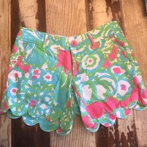 Lilly Pulitzer Buttercup Shorts. 5" inseam.
