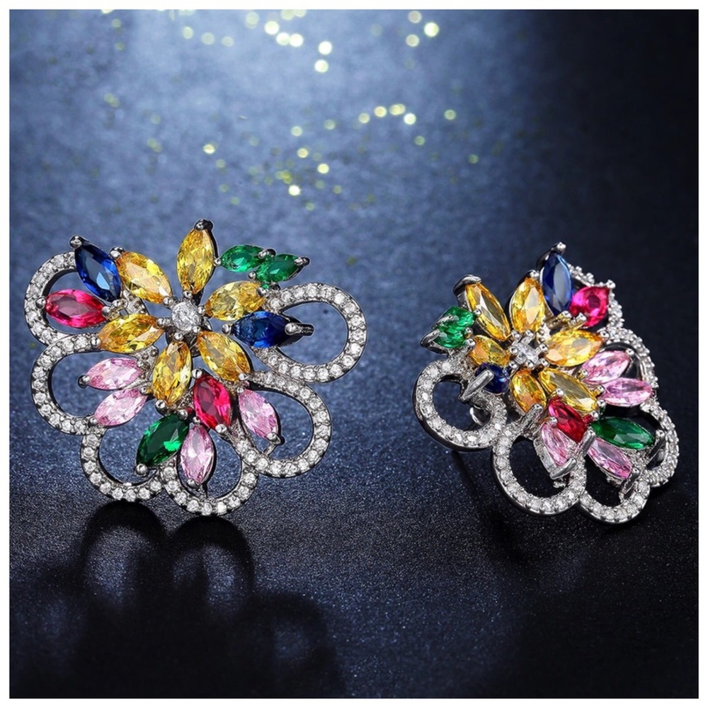 Swarovski Crystals The Kristena Earrings - Picture 3 of 3