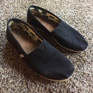Toms Slip Ons