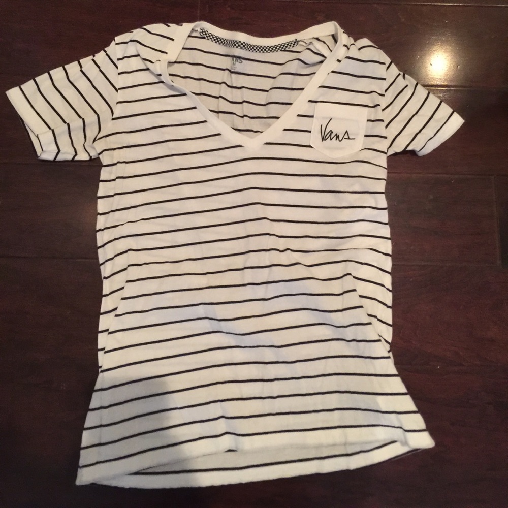 Black striped white Vans v-neck t-shirt
