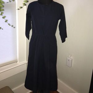 Gap cinched waist navy blue lined side pockets