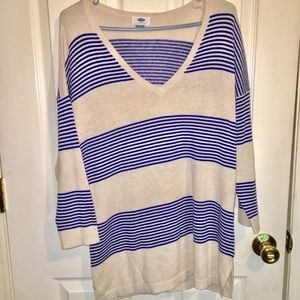 Cute old navy sweater