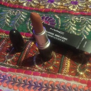 Mac Matte Lipstick Honeylove