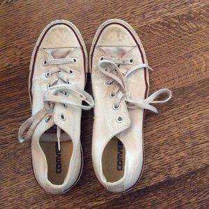 white low top converse