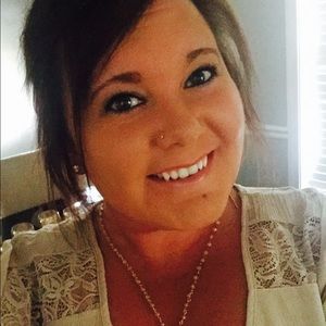 Meet your Posher, Tiffany