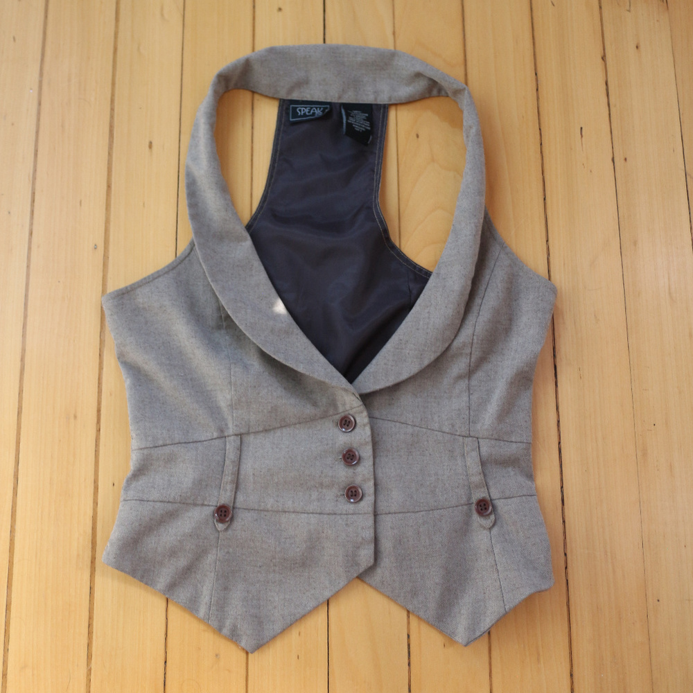 Button-down Vest
