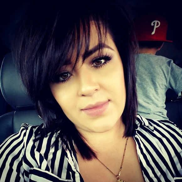 Meet your Posher, Juanita - Picture 1 of 1