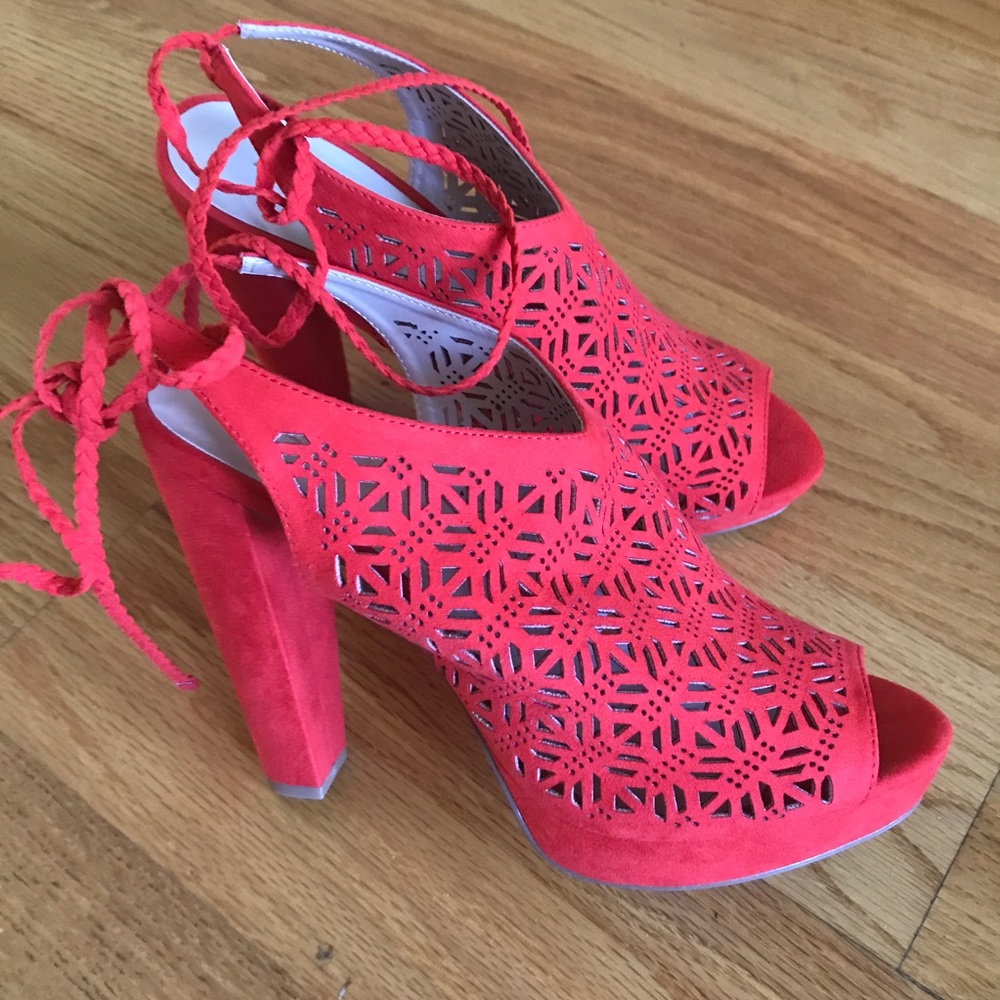 AlDO lace up heels