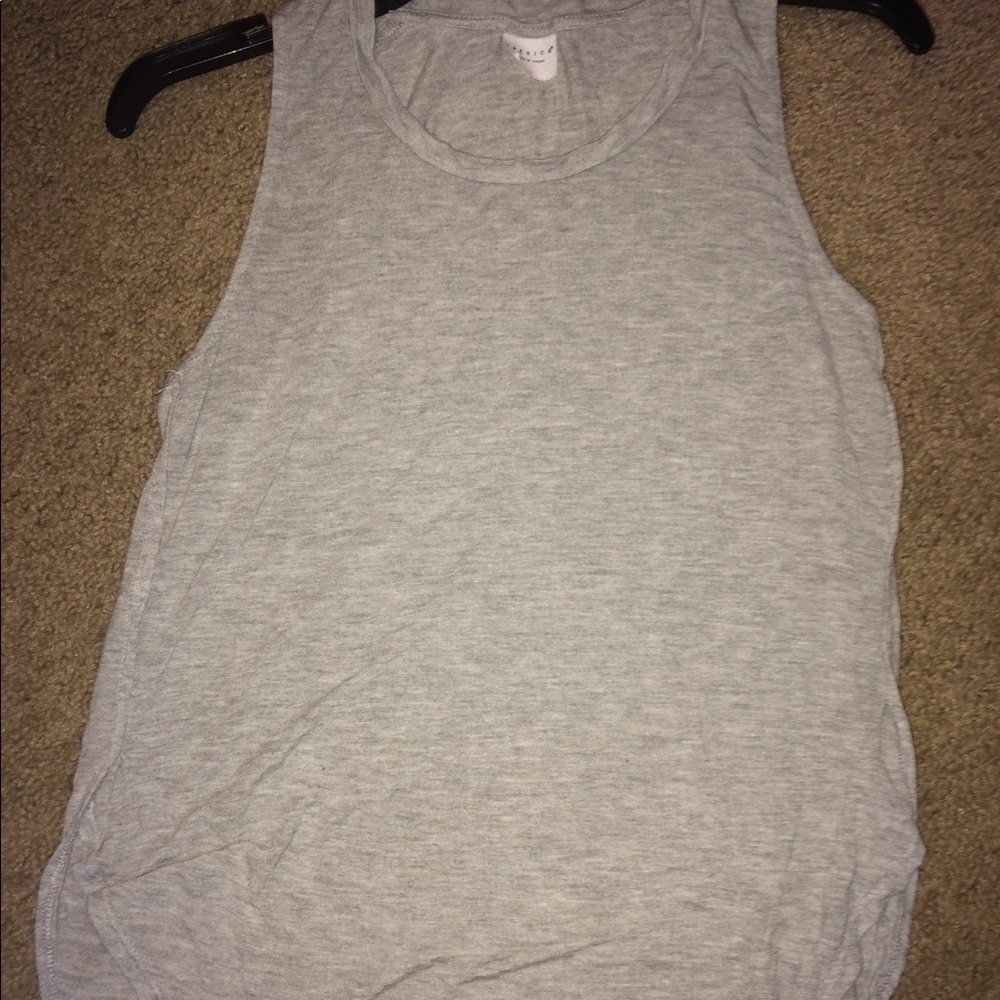 Grey high low tank top 💋