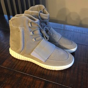 Authentic Yeezy 750 boosts