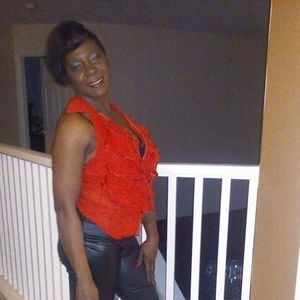 Meet your Posher, Suzanne