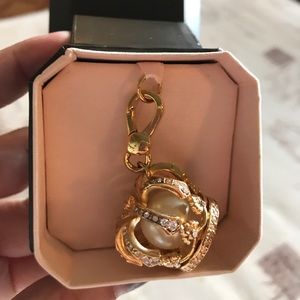 Juicy Couture- Crown Gold Charm