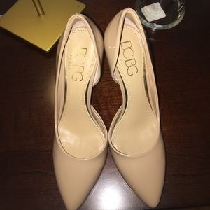BCBG Nude Pumps Size8