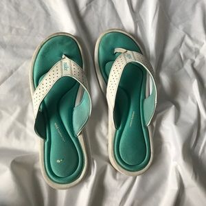 Turquoise Nike comfort footbed sandals