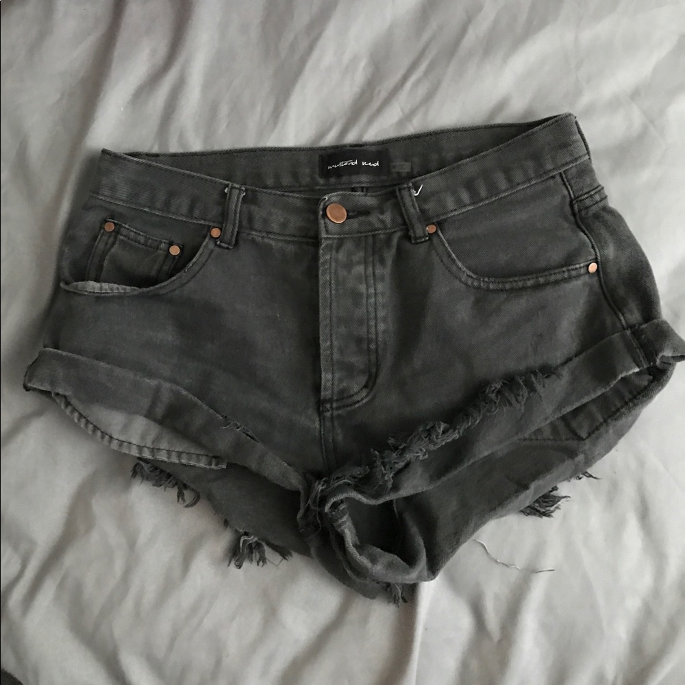 Mustard seed shorts