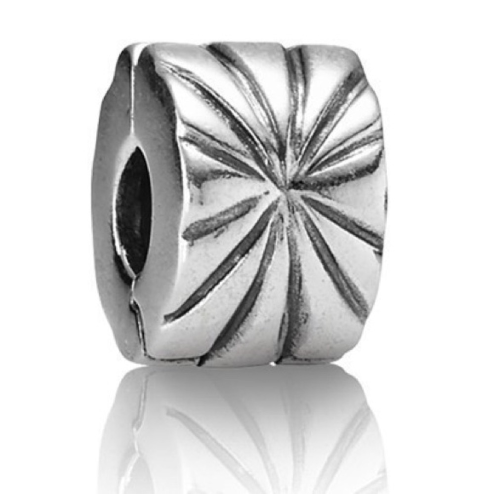 Pandora Starburst Clip