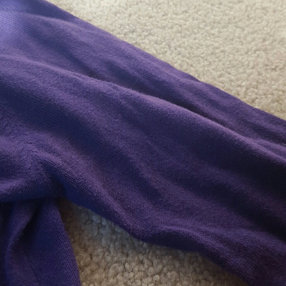 Thin Purple Sweater - Picture 4 of 4