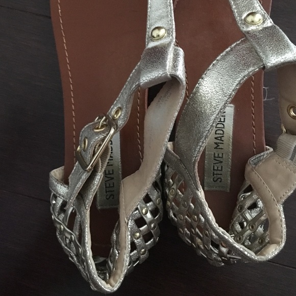 Gold Steve Madden sandals - Picture 4 of 4