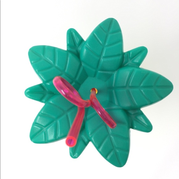 New VS Pink Drink Cup - Picture 2 of 3